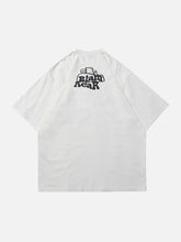 Gewaschenes T-Shirt mit Schaumdruck und Skelettelementen
